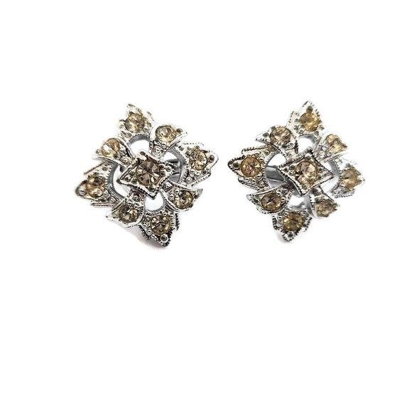 Lot of 3-Pairs of Women's Clip On Holiday Christmas Silver Tone Crystal Earrings - Picture 4 of 6